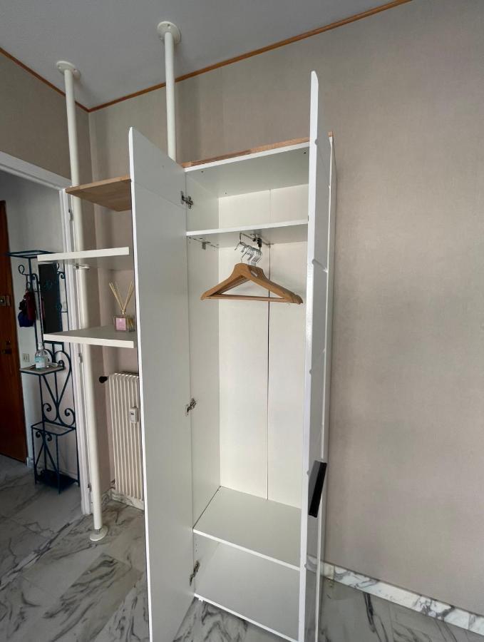 studio 2 pers , 40m2 en bord de mer avec vue mer Menton Eksteriør bilde
